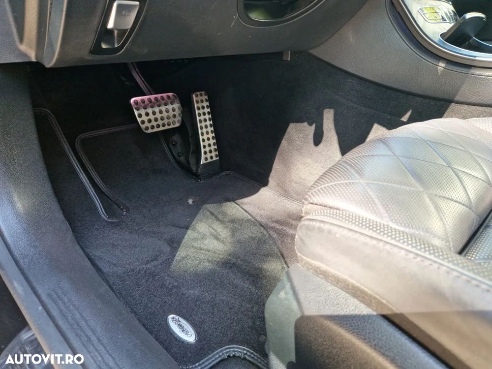 Mercedes-Benz E 220 d Coupe 9G-TRONIC AMG Line - 20