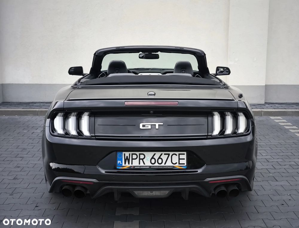 Ford Mustang - 3