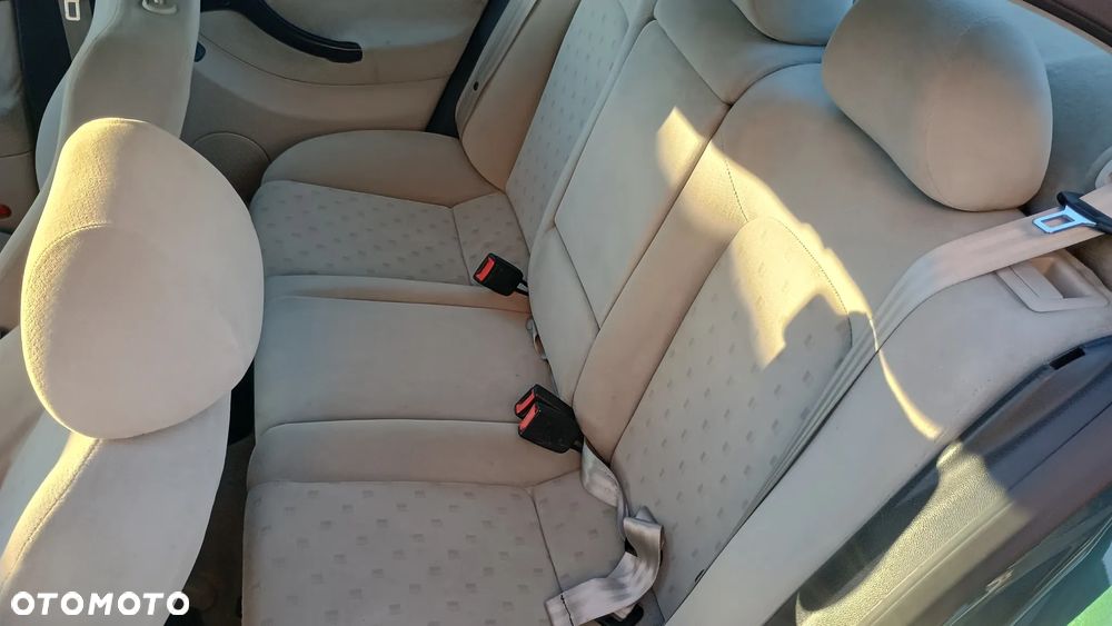 Seat Toledo 1.9 TDI Stella - 7