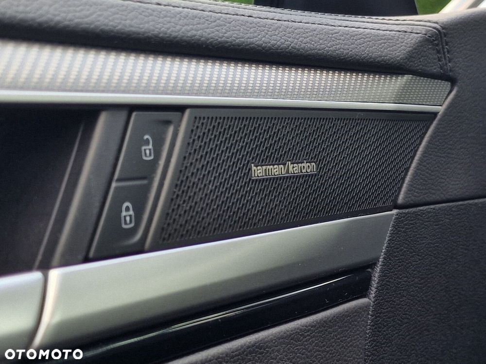 Volkswagen Arteon 2.0 TSI R-Line DSG - 24