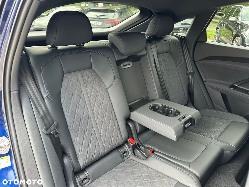 Audi Q5 Sportback - 22