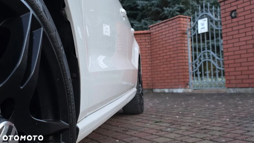 Volkswagen Polo - 13
