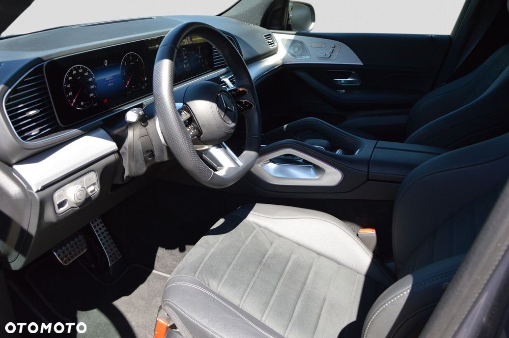Mercedes-Benz GLE - 11