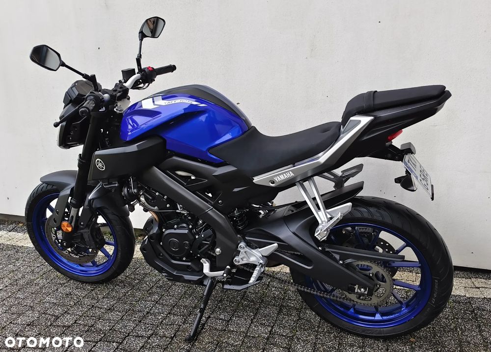 Yamaha MT - 8