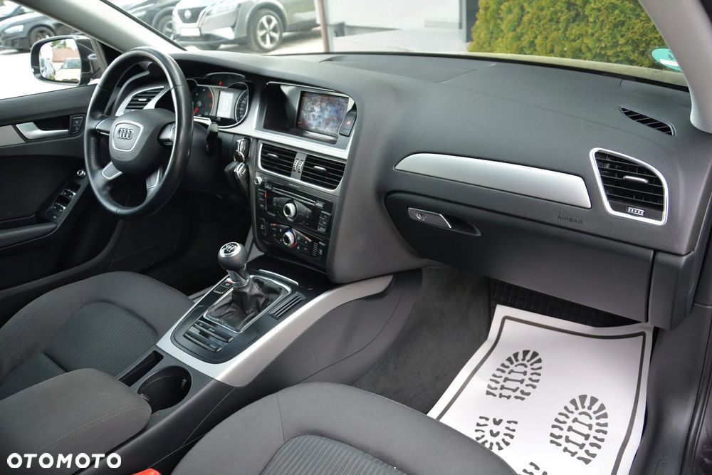 Audi A4 Avant 2.0 TDI DPF multitronic Attraction - 19