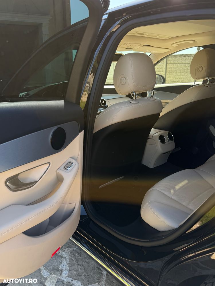 Mercedes-Benz C - 18