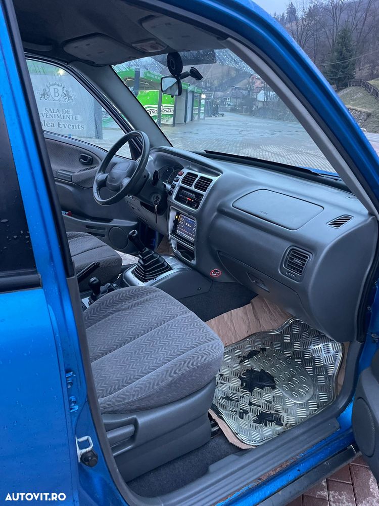 Suzuki Grand Vitara 2.0 TD - 9