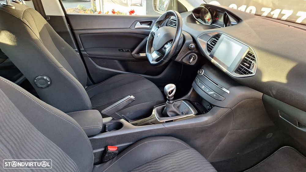 Peugeot 308 1.6 BlueHDi Style - 15