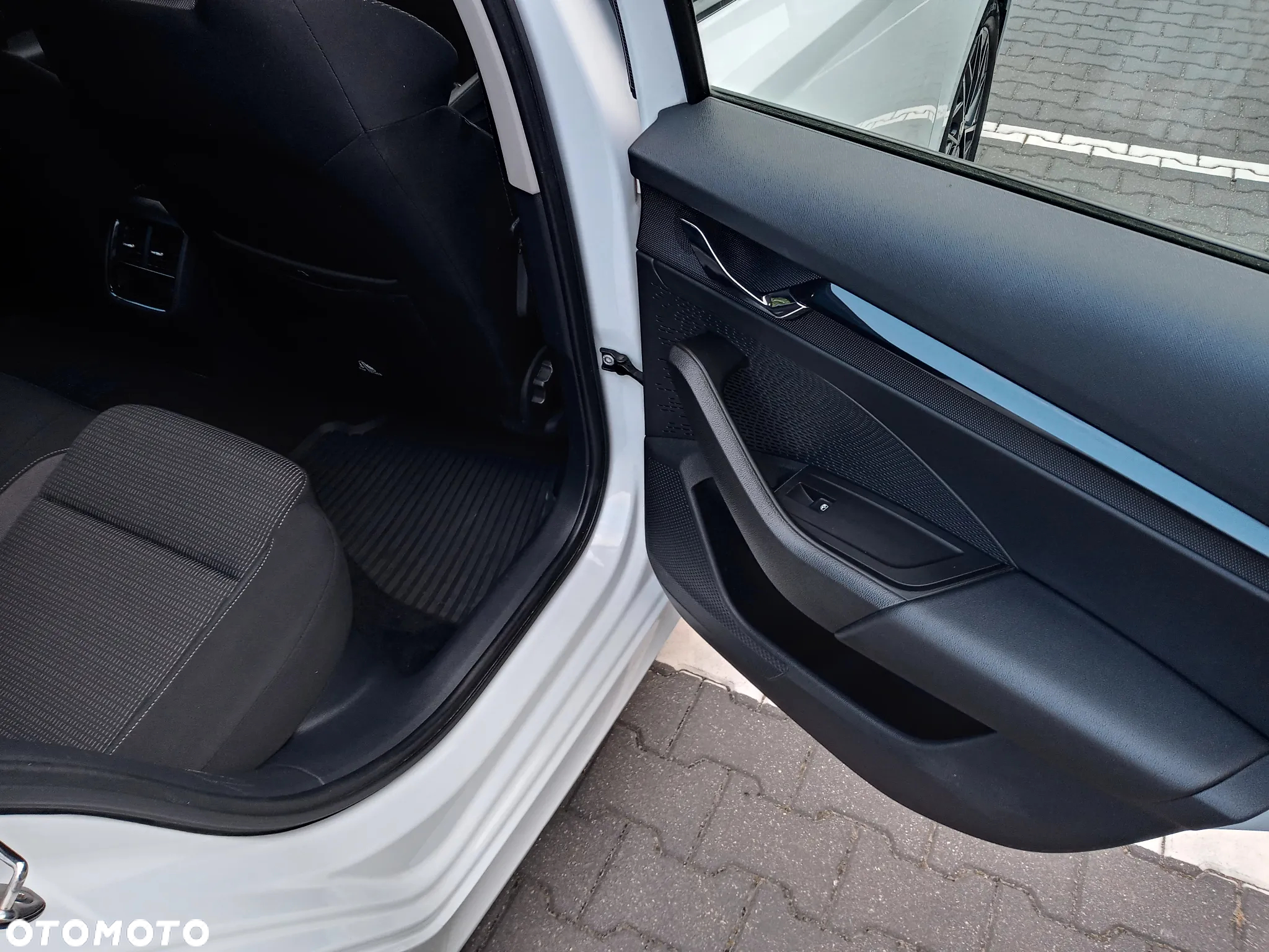 Skoda Octavia 1.5 TSI ACT Ambition - 28