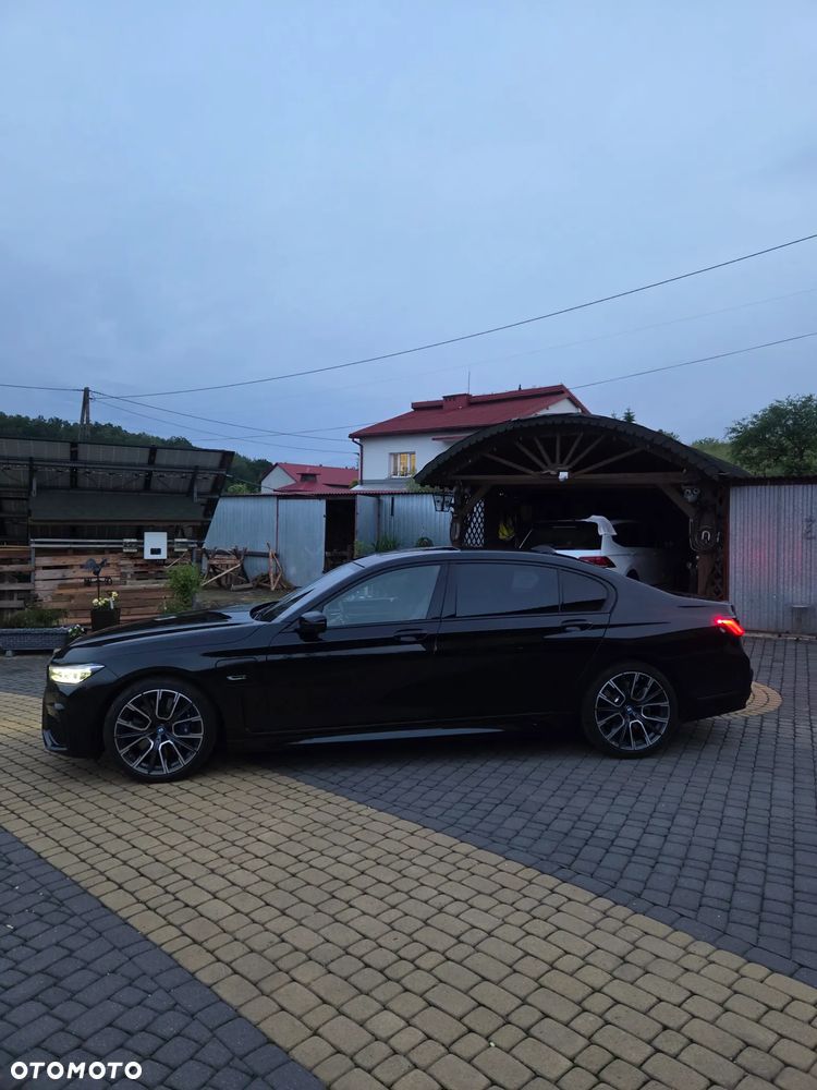 BMW Seria 7 - 24