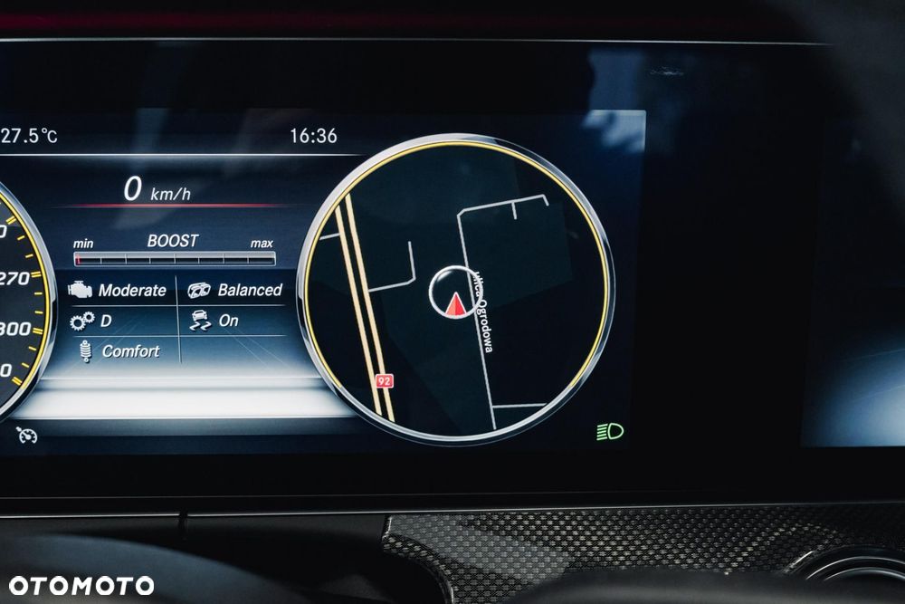 Mercedes-Benz Klasa E AMG 63 S 4-Matic+ - 35