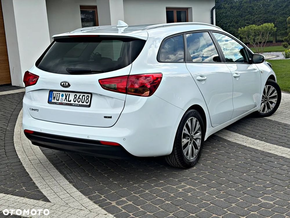 Kia Ceed 1.6 CRDi XL - 10