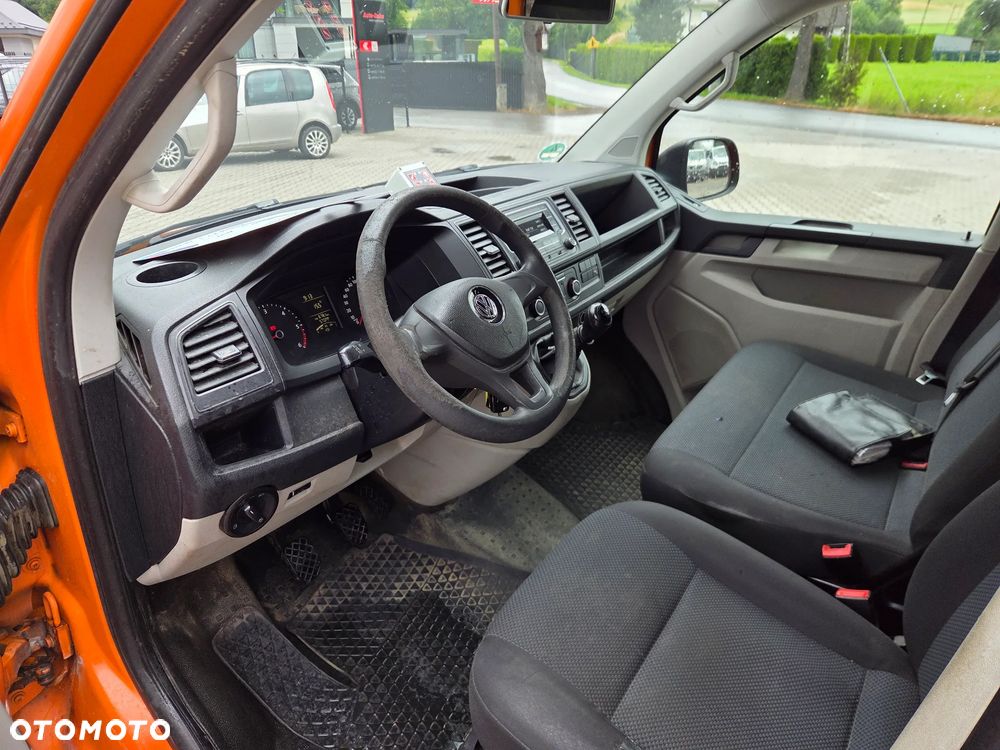 Volkswagen Transporter T6 - 10