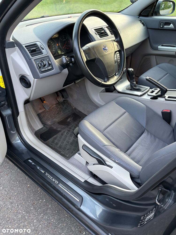 Volvo S40 ver-2-0d-kinetic - 16