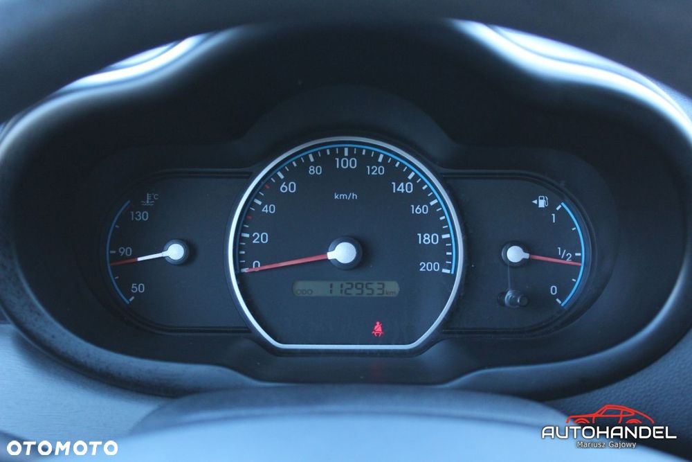 Hyundai i10 - 10