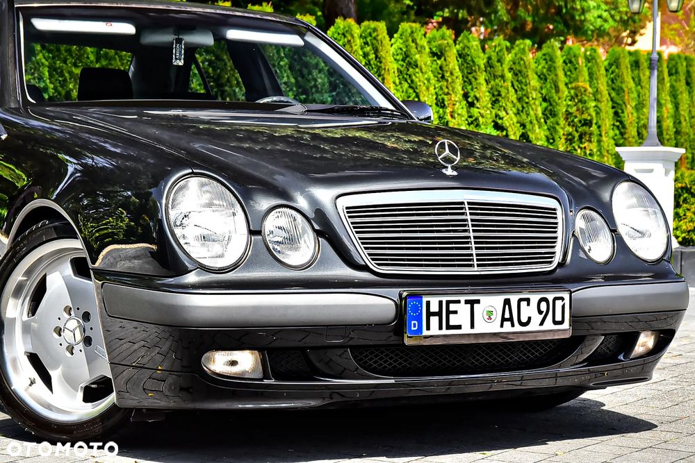 Mercedes-Benz Klasa E - 6