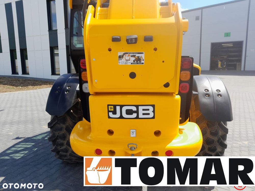 JCB 540-200 2019r - 16