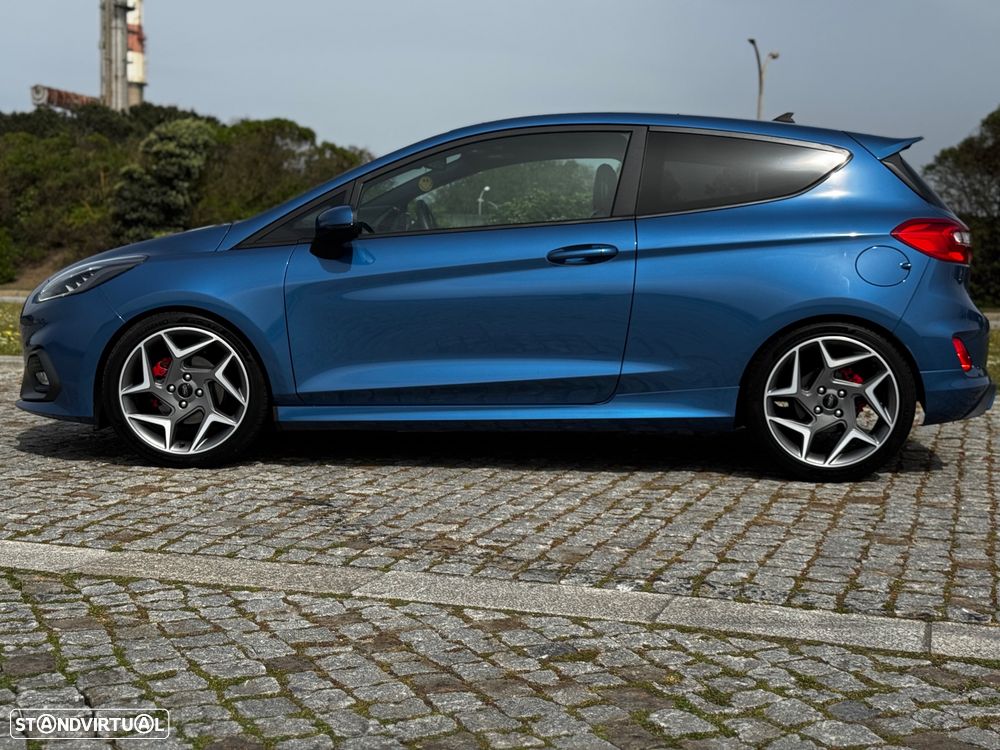 Ford Fiesta 1.5 EcoBoost ST - 4