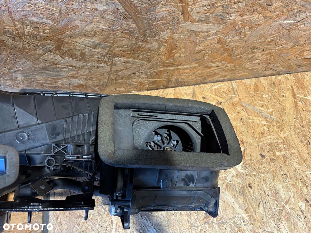 NAGRZEWNICA VW PASSAT B7 2.0 TDI 3C1820003ES CZ443160-7272 - 4