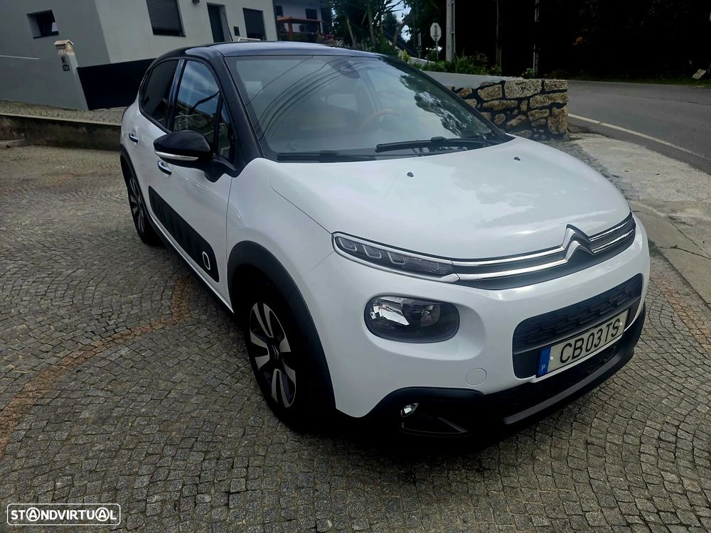 Citroën C3 1.2 PureTech Attraction — photo 2