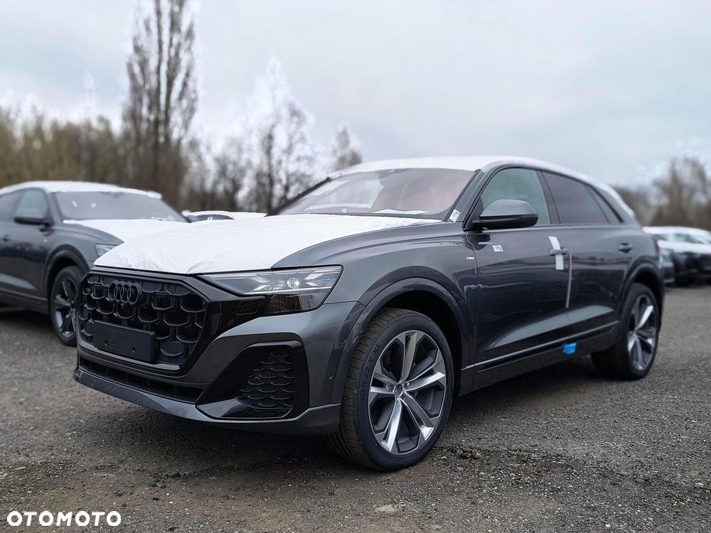 Audi Q8 - 1