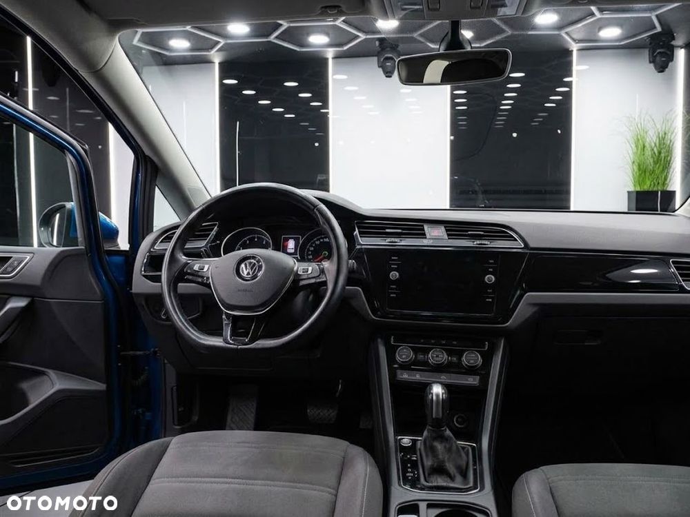 Volkswagen Touran 1.5 TSI EVO Highline DSG - 6