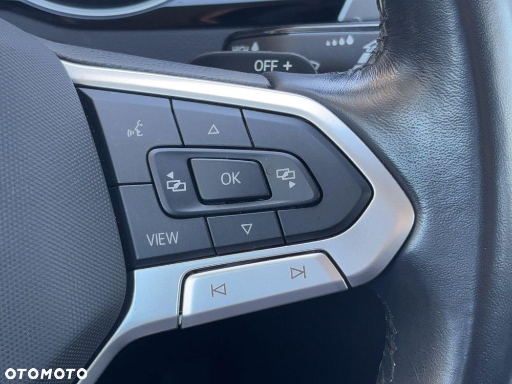 Volkswagen Passat Variant 2.0 TDI EVO Business DSG - 26