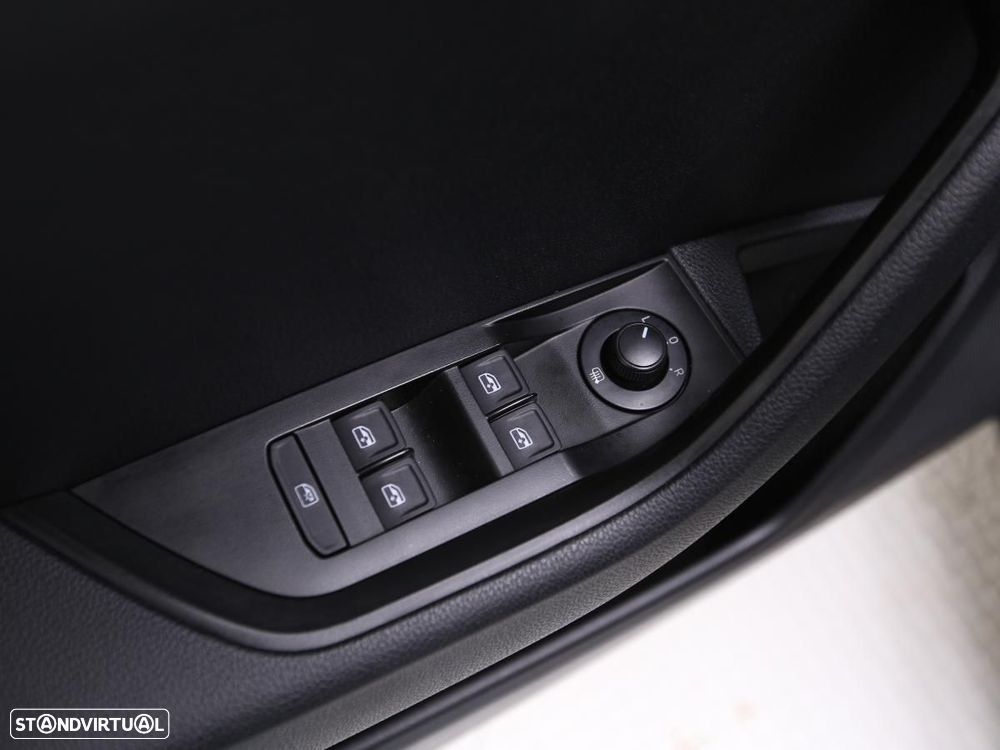 Skoda Superb 1.6 TDI Active - 14