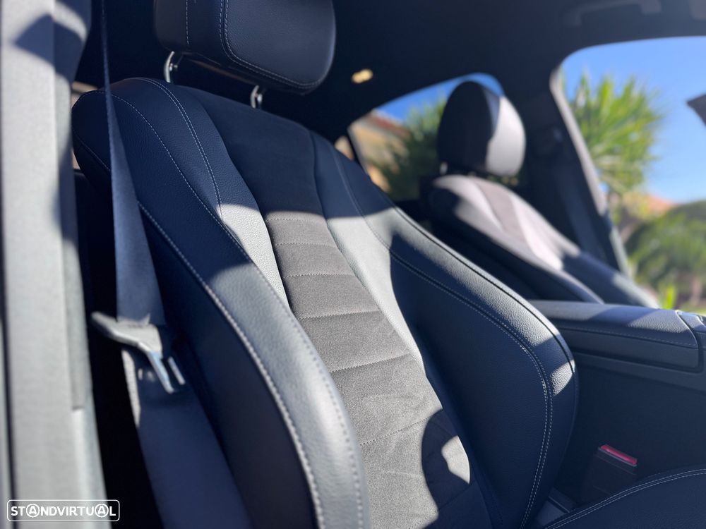 Mercedes-Benz E 220 d AMG Line - 44