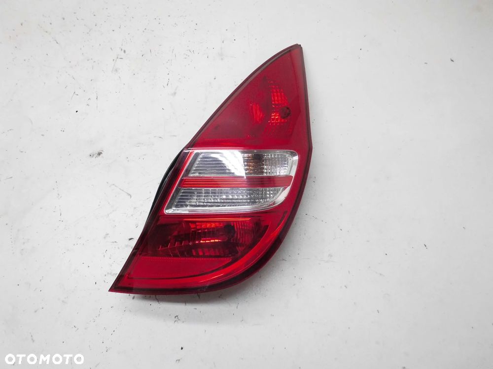 LAMPA 92402-2R0 HYUNDAI I30 I LIFT HATCHBACK PRAWA TYLNA ORYGINAŁ EUROPA - 1