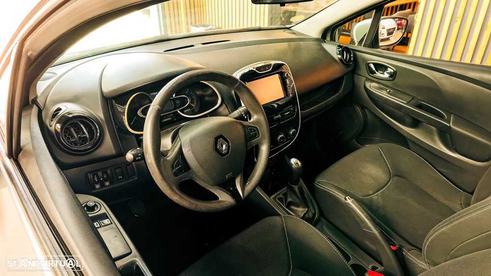 Renault Clio dCi 75 Stop & Start Life - 8