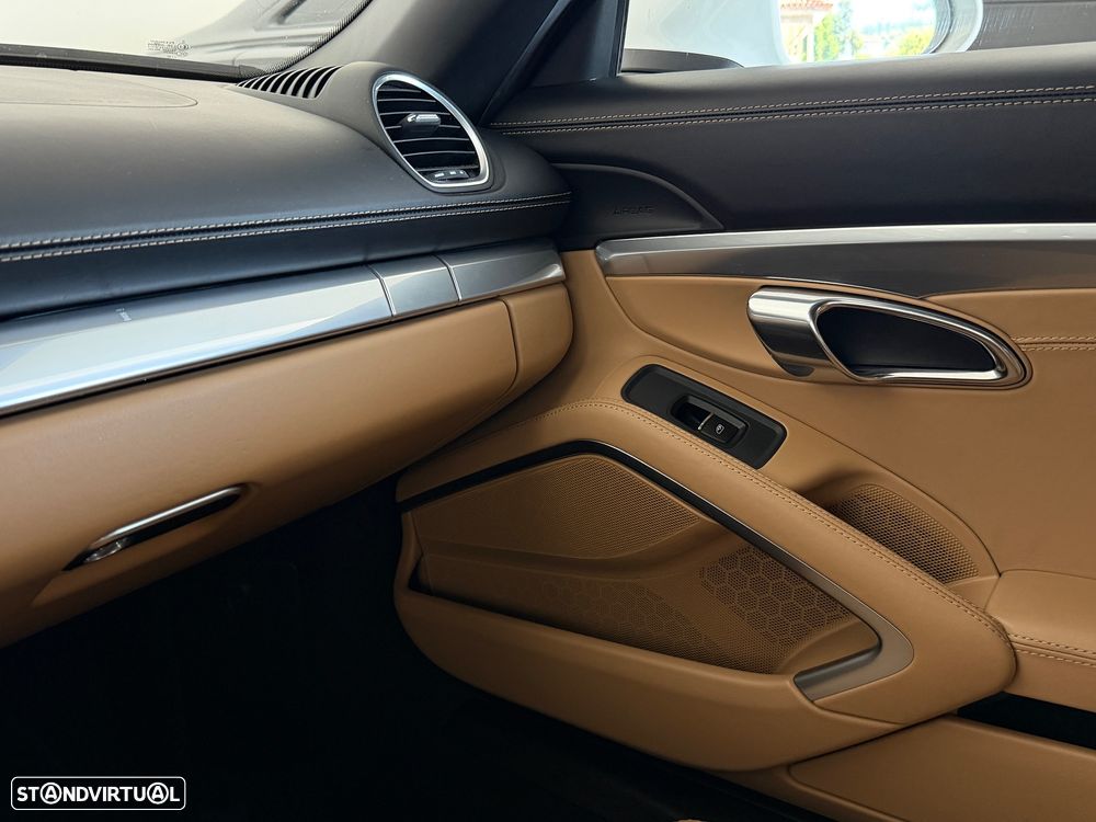 Porsche 718 Boxster PDK - 38