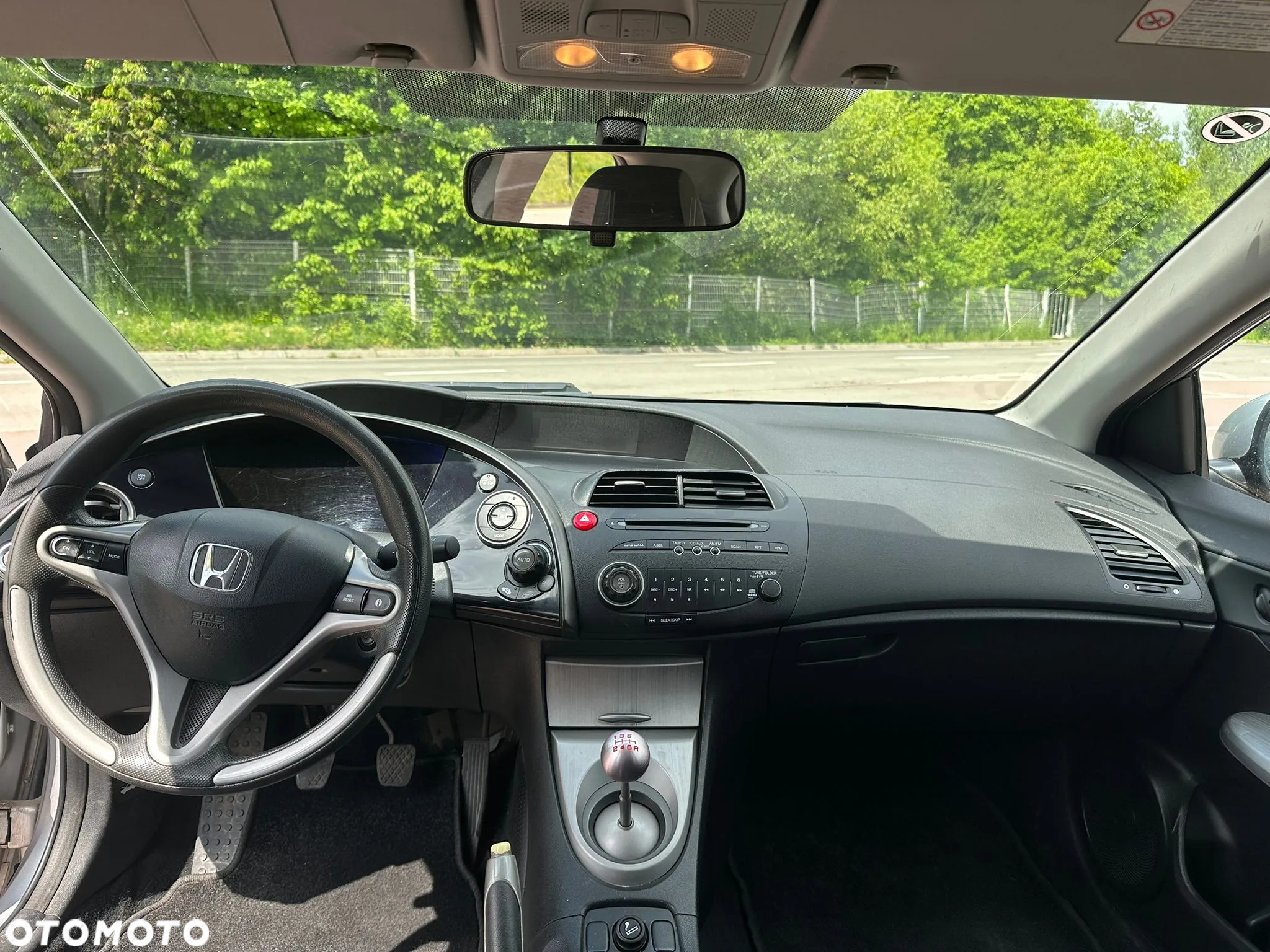 Honda Civic 1.8 Comfort - 11