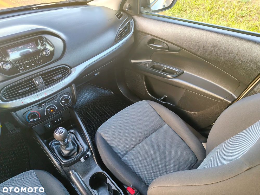 Fiat Tipo 1.4 Classic - 11