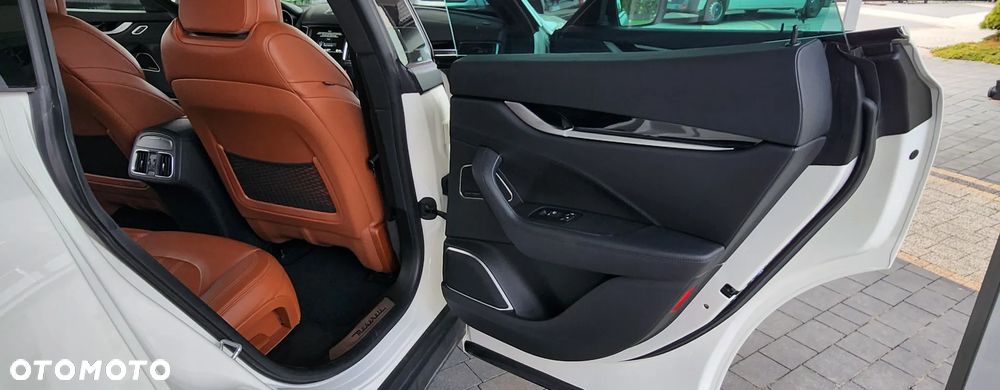 Maserati Levante Diesel Granlusso - 35