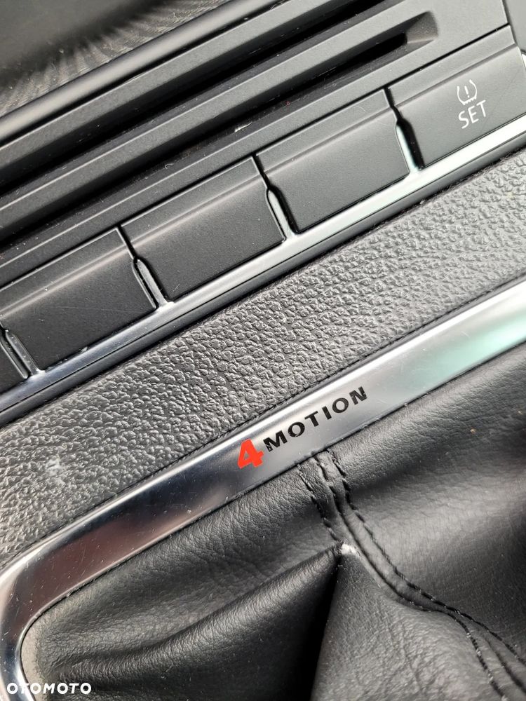 Volkswagen Tiguan 2.0 TDI DPF 4Motion Track & Style - 16