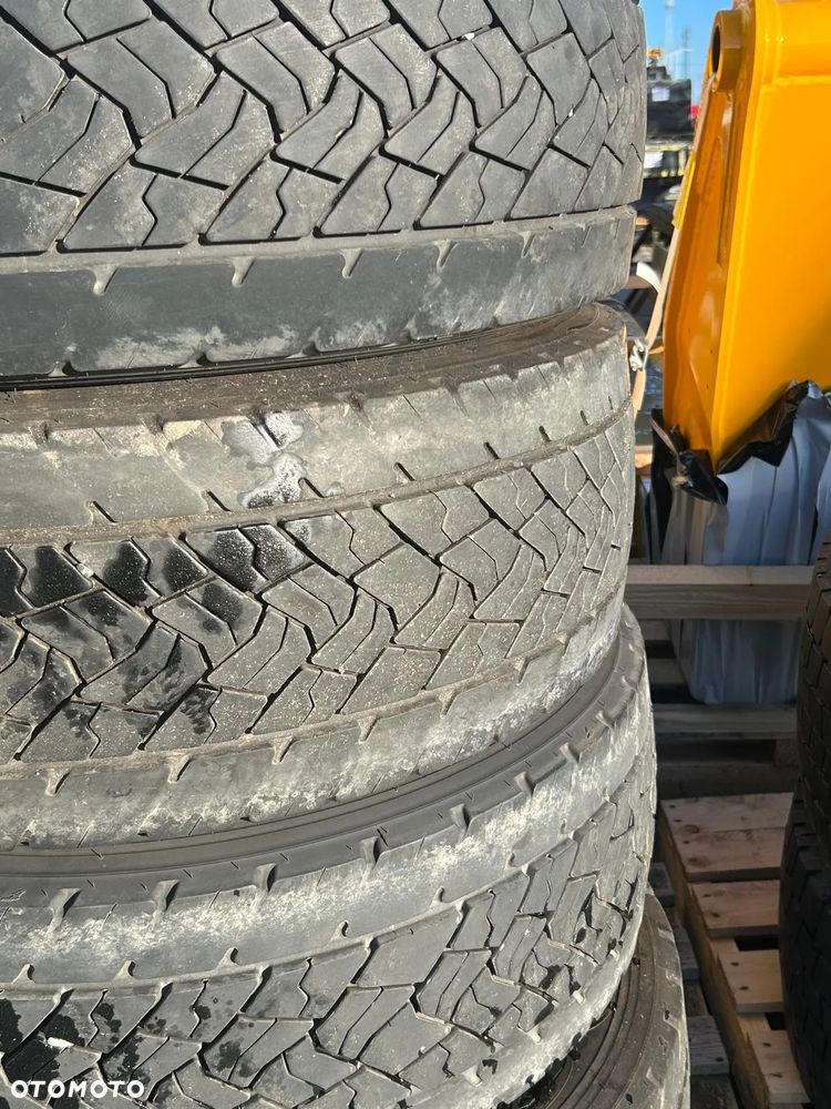 Opony koła tył Goodyear Kmax D GEN-2 295/55 R 22.5 - 2