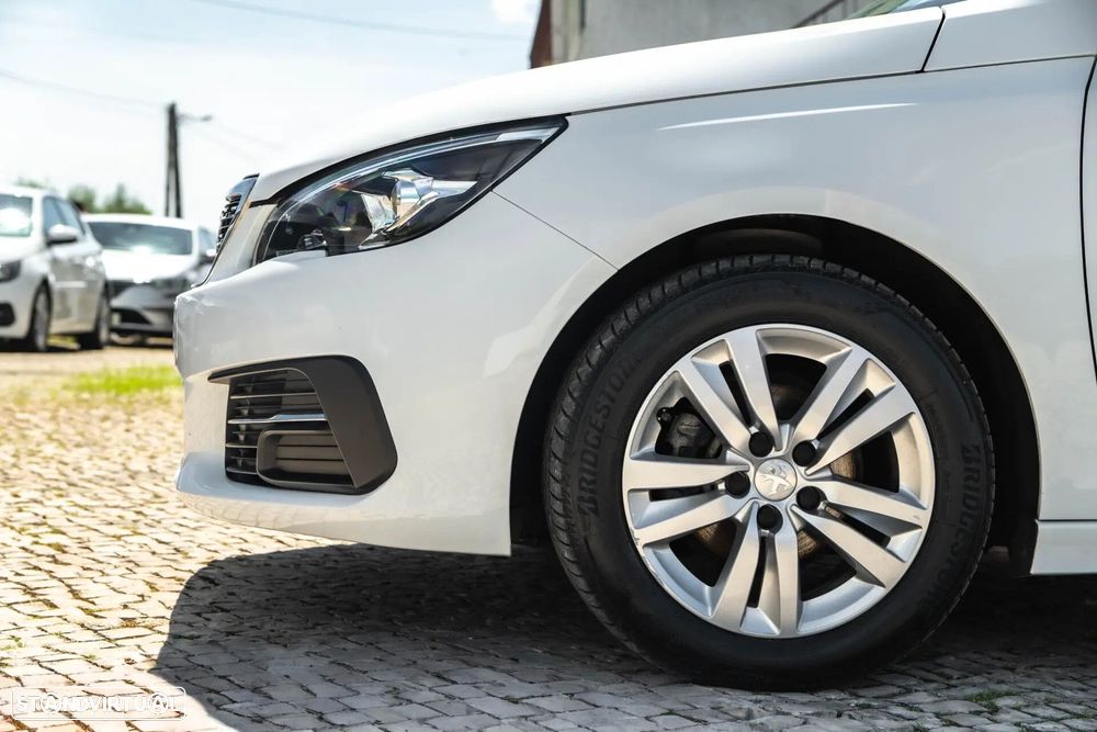 Peugeot 308 - 7