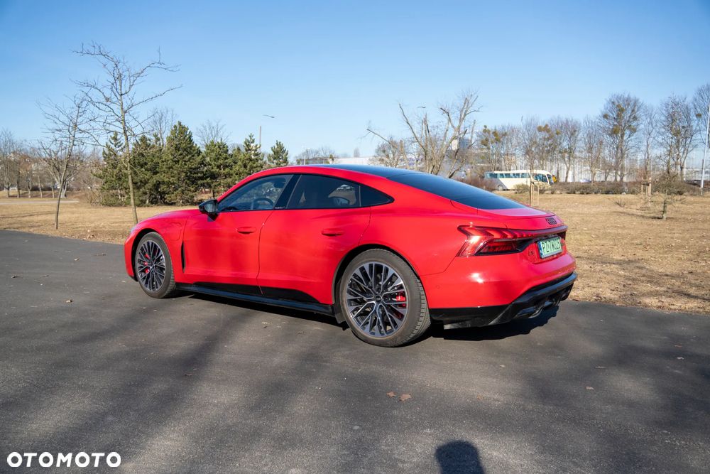 Audi e-tron GT - 5