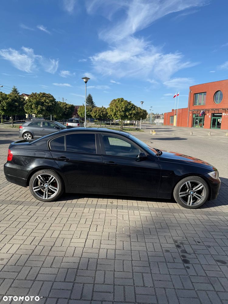 BMW Seria 3 - 16