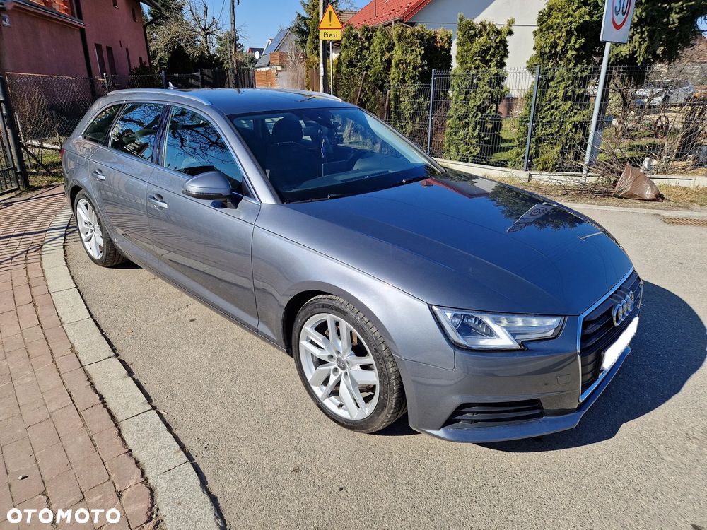 Audi A4 Avant 2.0 TDI design - 16