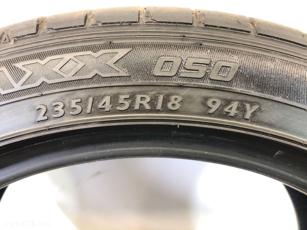 OPONA LATO 2X 235/45 18" DUNLOP - 5