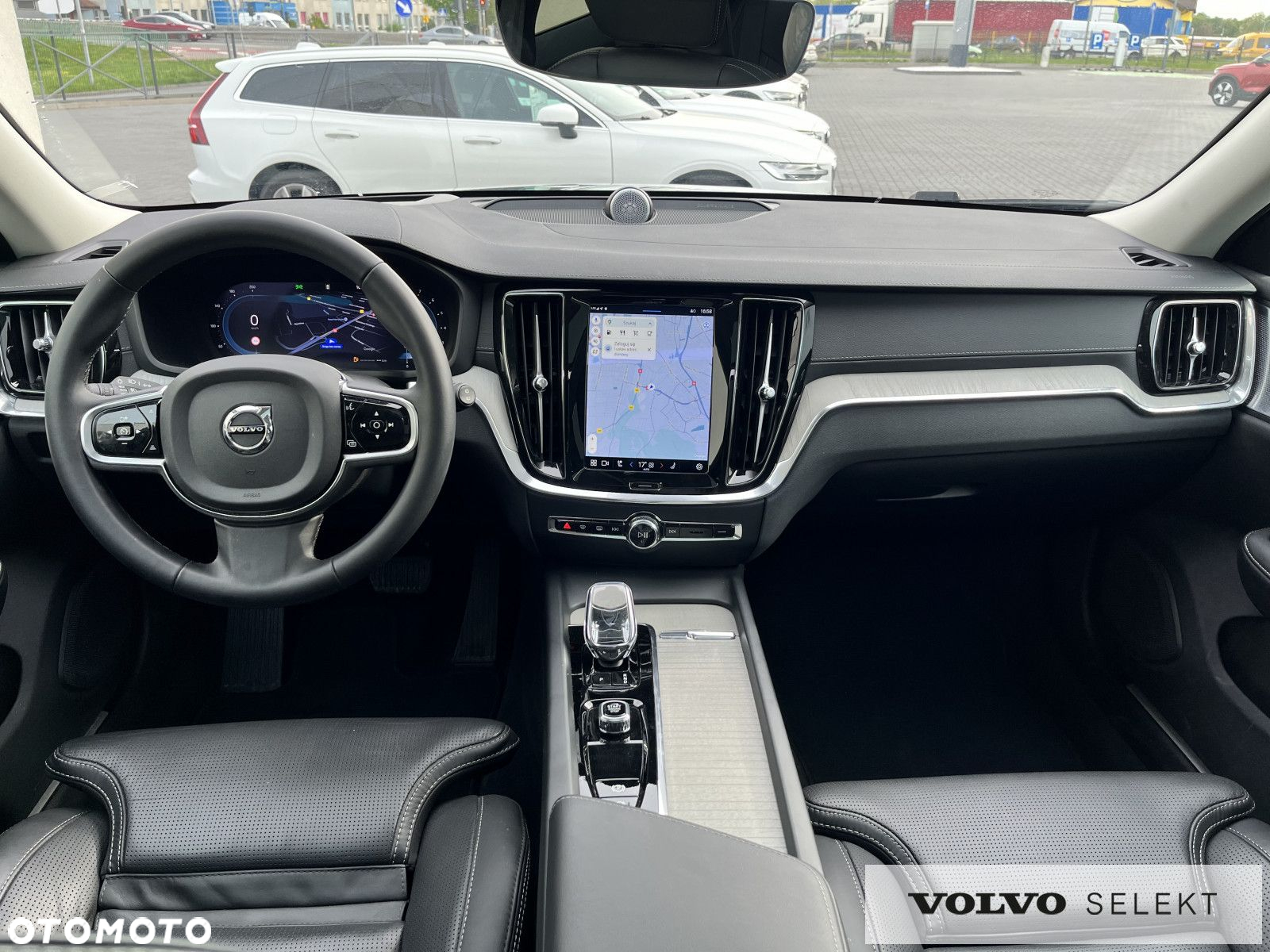 Volvo V60 Cross Country - 35