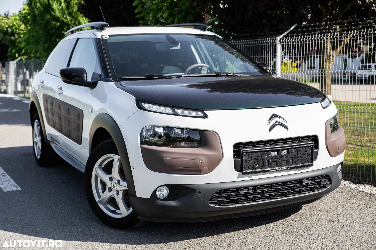 Citroën C4 Cactus BlueHDi 100 Stop&Start Selection - 1