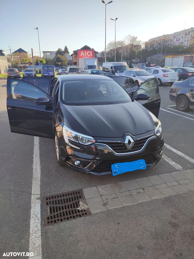 Renault Megane TCe GPF Business - 11