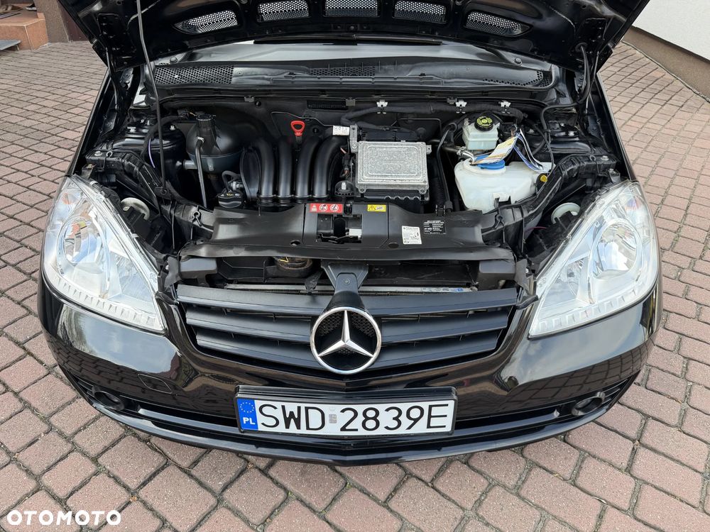 Mercedes-Benz Klasa A 150 Elegance Edition 10 - 38