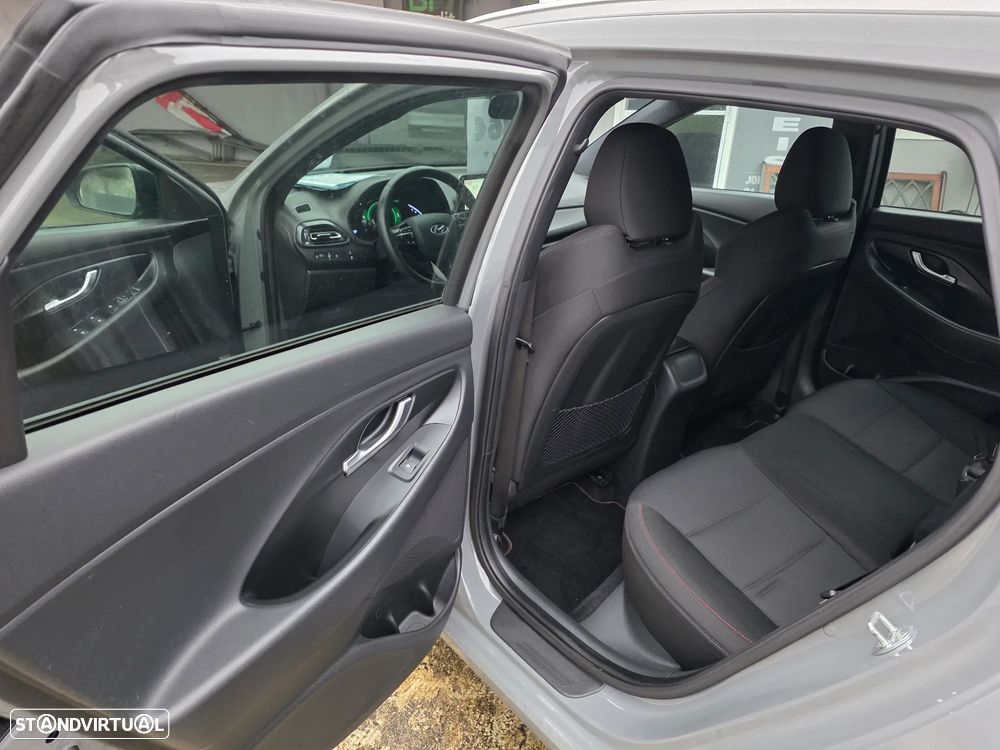 Hyundai i30 SW 1.6 CRDi N-Line - 8
