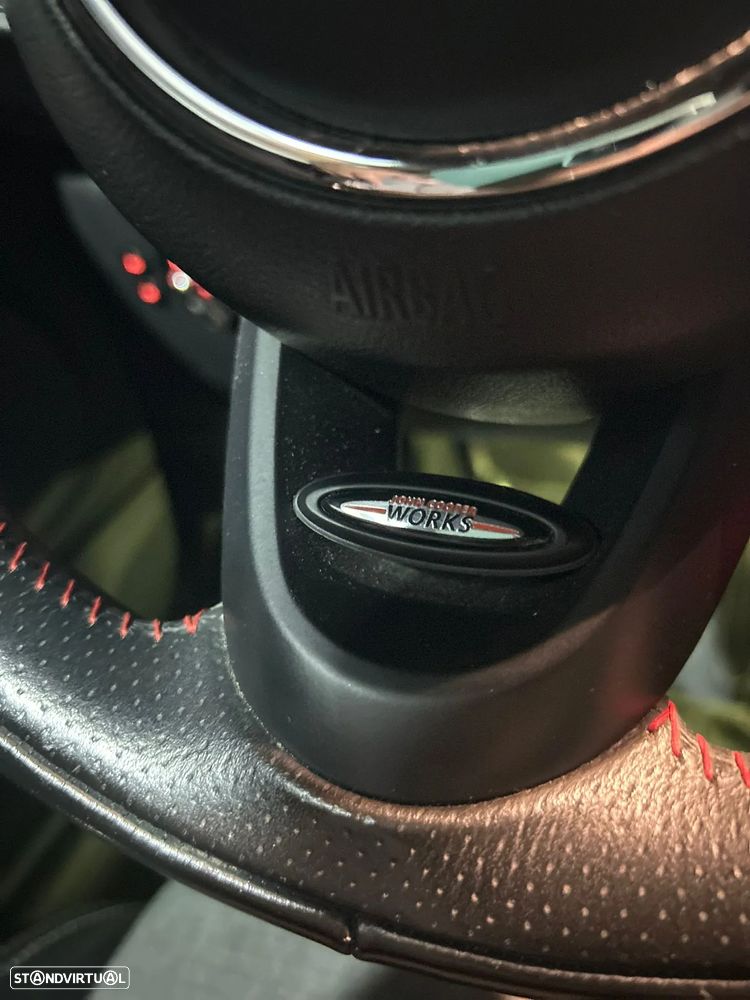 MINI 3 Portas One D - 12