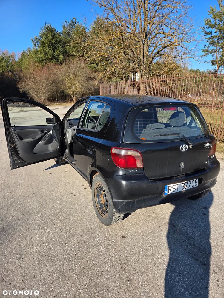 Toyota Yaris 1.4 D-4D - 3