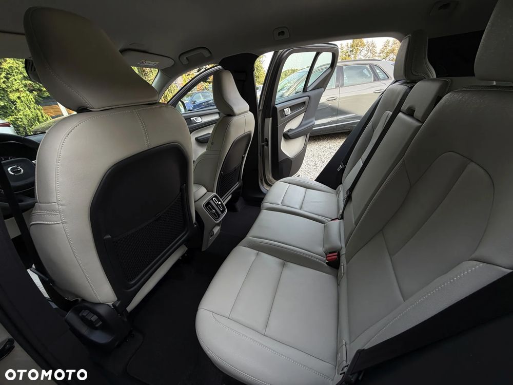 Volvo XC 40 T5 AWD Geartronic Inscription - 20